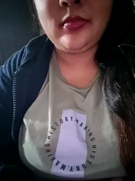 Snapshot of _Redwine_ chatting on January 14, 5:51 pm Redwine online show from January 14, 5:51 pm