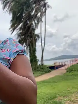 Dellah26 online show from March 18, 9:20 am