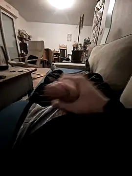 Snapshot of MarkBigDick35 chatting on December 5, 3:15 am MarkBigDick35 online show from December 5, 3:15 am