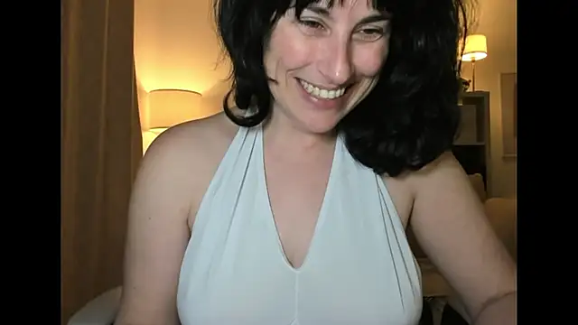 emmita69  online show from February 25, 11:19 am