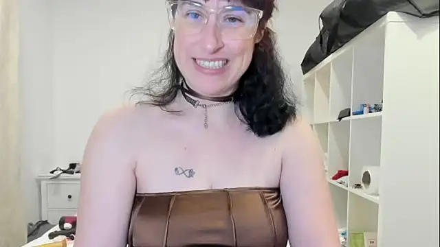 emmita69  online show from January 15, 5:12 am