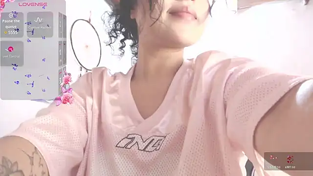 Amara18  online show from November 8, 6:02 am