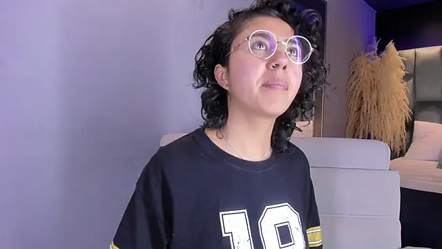 Amareto  online show from February 11, 6:22 pm