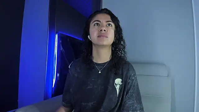 Amareto  online show from March 29, 9:20 am