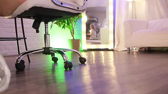 NovaMaria online show from February 28, 9:25 am