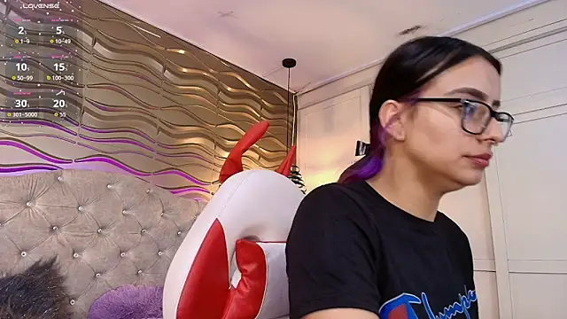 Andreita Jones online show from November 27, 11:56 am