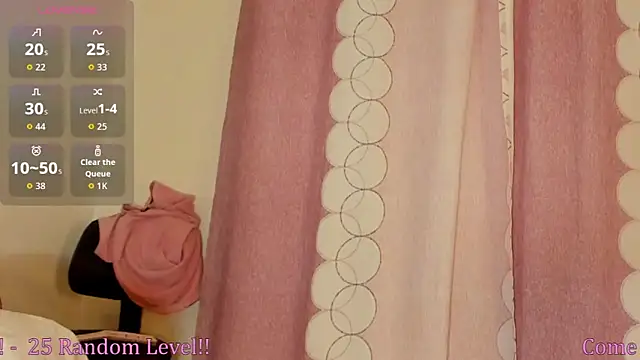 Snapshot of caryn_johnson chatting on February 21, 12:50 pm caryn johnson online show from February 21, 12:50 pm