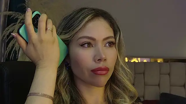 Ammy Castro online show from March 10, 9:20 pm