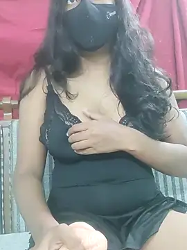 Kunchiii online show from November 18, 4:33 pm