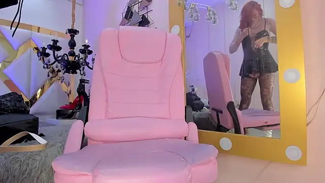 Snapshot of Juliana_Saenzz chatting on February 8, 2:49 pm Juliana Saenzz online show from February 8, 2:49 pm