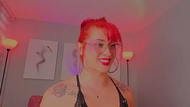 Snapshot of Juliana_Saenzz chatting on March 23, 4:44 pm Juliana Saenzz online show from March 23, 4:44 pm