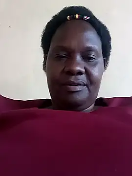 Snapshot of Afriqmom chatting on July 3, 11:27 am Afriqmom online show from July 3, 11:27 am