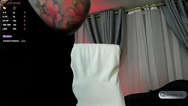 kira moon   online show from October 30, 9:37 pm