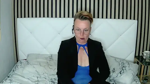 xxNoeliaxx online show from January 25, 11:13 am