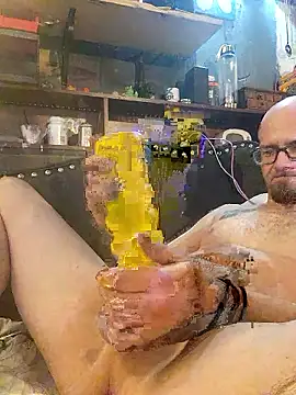 Herwish online show from January 10, 4:42 pm