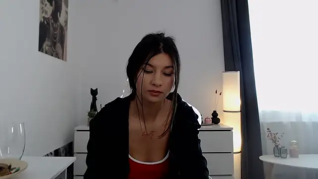 Snapshot of Simply_the_best chatting on February 12, 1:06 pm Simply the best online show from February 12, 1:06 pm