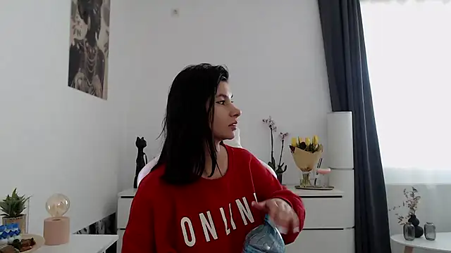 Snapshot of Simply_the_best chatting on March 6, 1:14 pm Simply the best online show from March 6, 1:14 pm