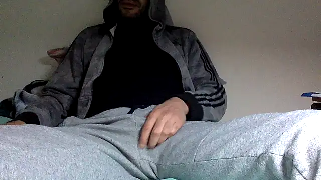 molozeb online show from November 18, 8:35 pm