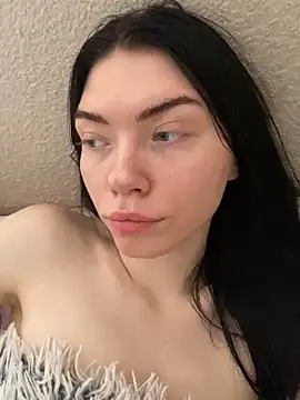 Lisaaa Alisa online show from February 18, 9:43 am