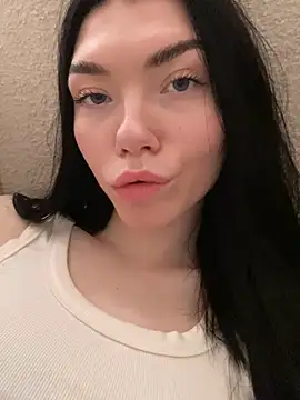 Lisaaa Alisa online show from March 18, 9:52 am