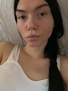 Lisaaa Alisa online show from September 20, 9:10 am