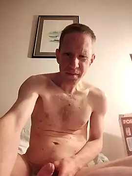 Snapshot of Blondinet92 chatting on February 14, 6:40 pm Blondinet92 online show from February 14, 6:40 pm