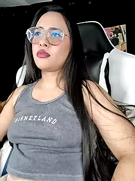 Snapshot of Janna_mnt chatting on February 7, 6:56 am Janna mnt online show from February 7, 6:56 am