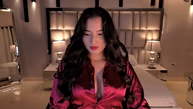 Snapshot of DominiqueVega chatting on April 29, 12:59 am DominiqueVega online show from April 29, 12:59 am