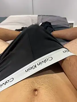 Snapshot of h0rnyguy001 chatting on September 29, 6:07 am h0rnyguy001 online show from September 29, 6:07 am