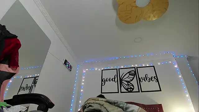 Marie Mature online show from October 28, 1:09 am