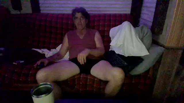 lateniter online show from December 21, 8:21 am