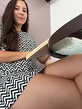 LittleDoll    online show from December 22, 1:33 pm