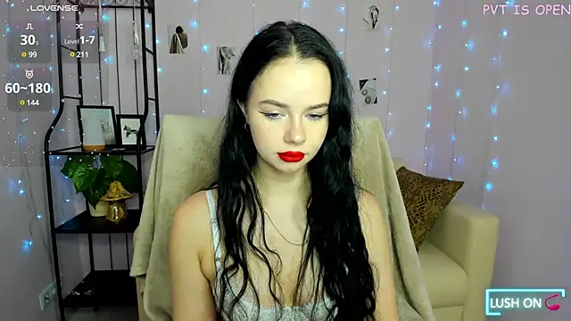 Lori  Hell online show from March 11, 2:10 am