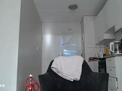 officialkhakes za online show from February 20, 6:26 am