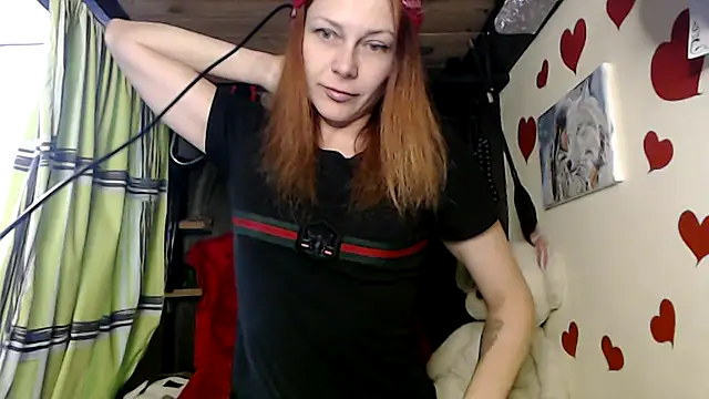 Snapshot of HarleyQuinn_69 chatting on October 19, 11:33 am HarleyQuinn 69 online show from October 19, 11:33 am