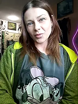 Snapshot of HarleyQuinn_69 chatting on May 11, 2:23 pm HarleyQuinn 69 online show from May 11, 2:23 pm