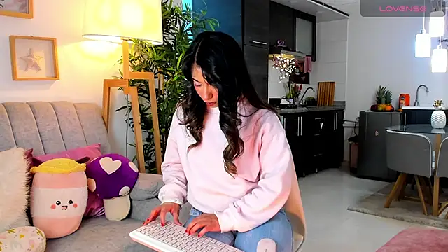 Snapshot of Issa_cooper chatting on October 10, 12:20 am Issa cooper online show from October 10, 12:20 am