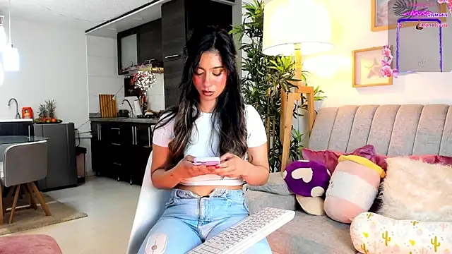 Issa cooper online show from November 14, 11:24 pm