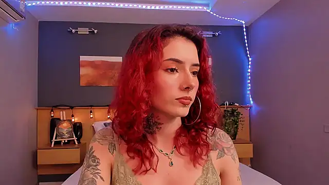 LiliJones  online show from January 11, 4:57 pm