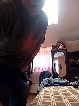 Snapshot of 97banana chatting on February 3, 6:49 pm 97banana online show from February 3, 6:49 pm