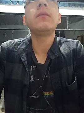 Snapshot of 97banana chatting on March 11, 1:16 am 97banana online show from March 11, 1:16 am