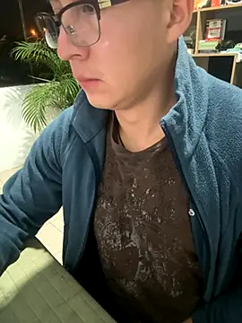 Snapshot of 97banana chatting on September 23, 1:08 am 97banana online show from September 23, 1:08 am