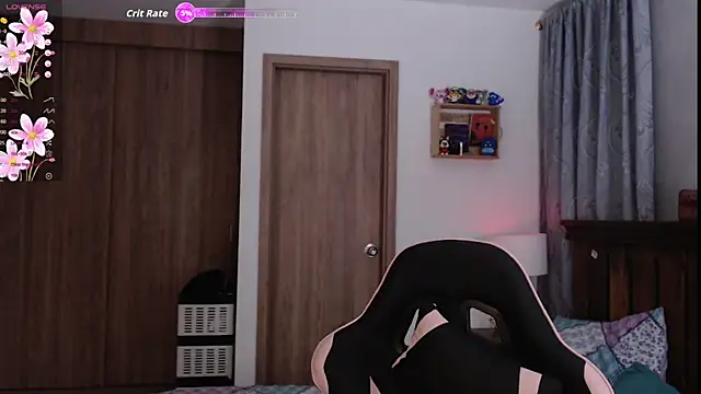 camilita08 online show from April 3, 4:21 am