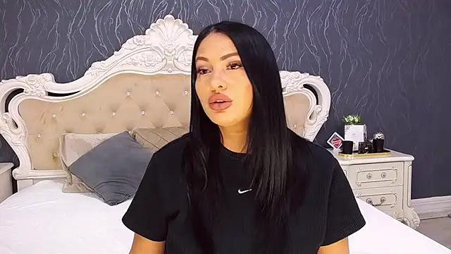 Lauren Saint online show from July 9, 10:08 am
