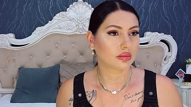 Lauren Saint online show from July 15, 8:19 am
