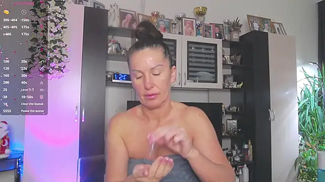 SheilaRyan online show from January 15, 4:50 am