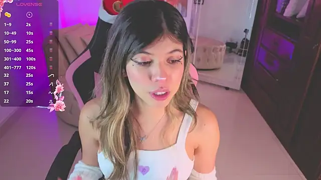 Snapshot of NATAASHA___ chatting on December 19, 3:24 am NATAASHA online show from December 19, 3:24 am