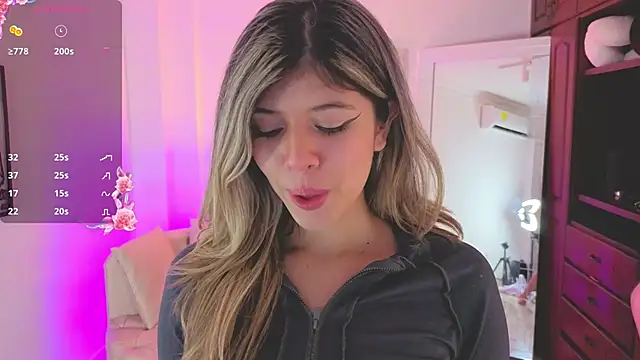 Snapshot of NATAASHA___ chatting on February 17, 3:25 am NATAASHA online show from February 17, 3:25 am