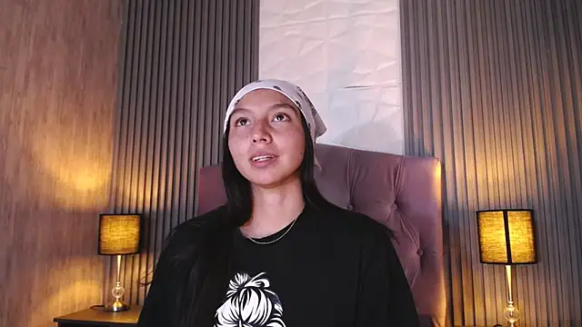 kendall saenz online show from February 11, 8:52 pm