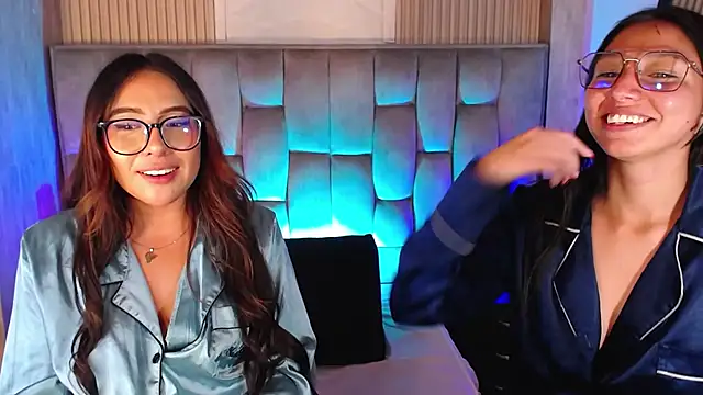 kendall saenz online show from November 8, 8:07 pm